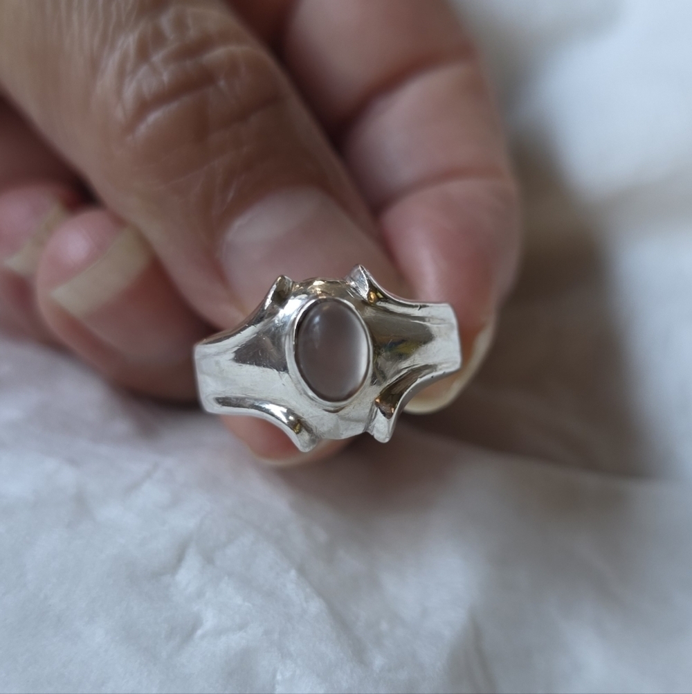 Vintage 925 Cats Eye Moonstone Solitaire Ring with Moonstone Size 8 - Picture 7 of 14